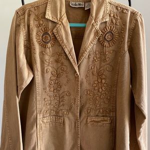 Studio West Beautiful Appliquéd Jacket and Skirt Outfit Size Large